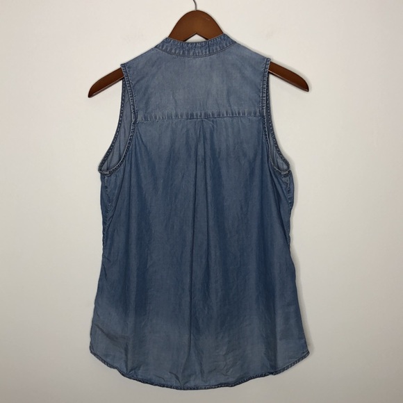 Cloth & Stone Chambray Sleeveless Button Down S - Picture 2 of 7